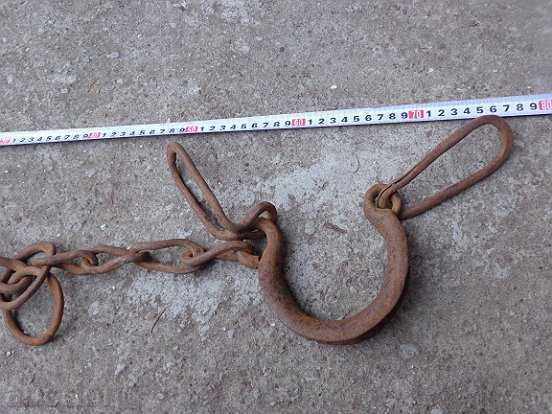 Delivery of Bukai Prugs Hooks Stained Wrought Iron