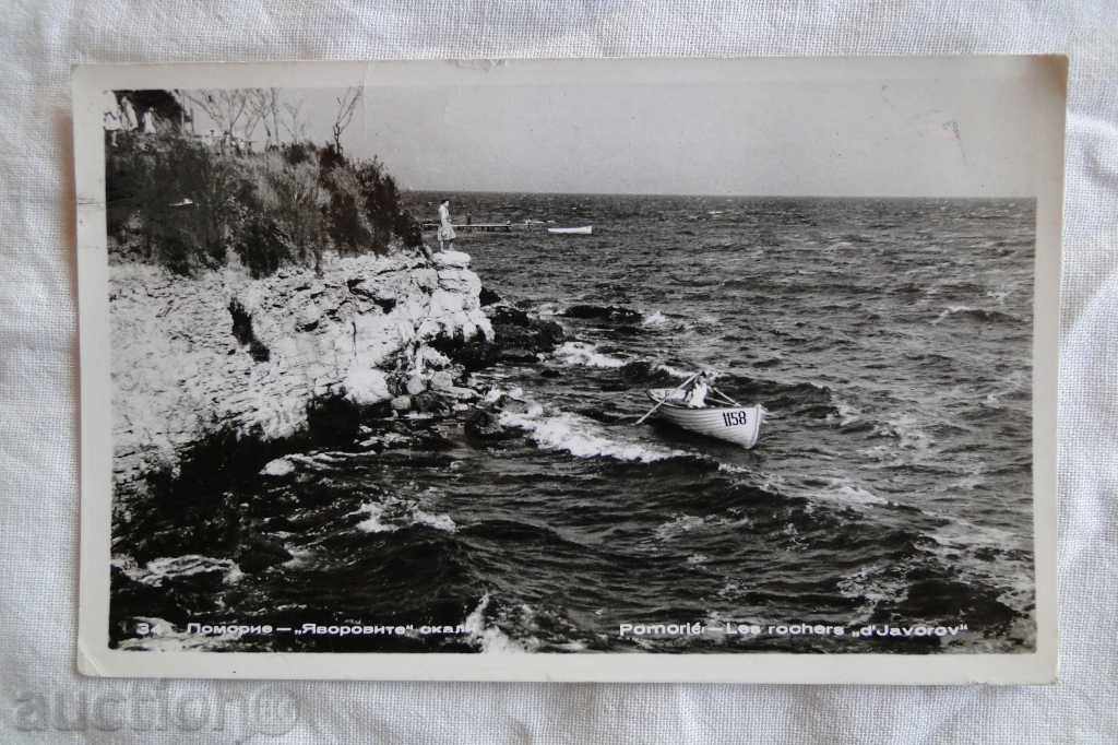 roci Pomorie Yavorov și barca în mare 1961 K 72