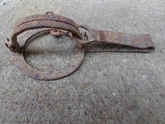 Old hand forged trap, wrought iron with price 49.00 BGN | € 25.05 Old hand forged trap, wrought iron with price 49.00 BGN | € 25.05