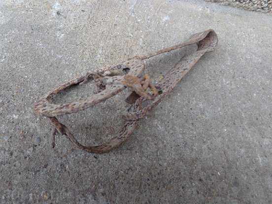 Auction Old hand forged trap, wrought iron Auction Old hand forged trap, wrought iron