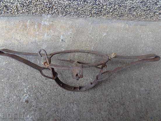Old hand trap, wrought iron - 6 Old hand trap, wrought iron - 6