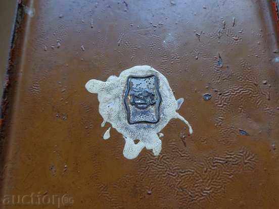 Old Cash Box on the Red Cross Box Safe Box Wallet - 5