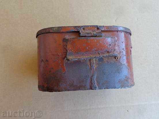 Delivery of Old toolbox for motorcycle motorcycle skipper rocker Delivery of Old toolbox for motorcycle motorcycle skipper rocker