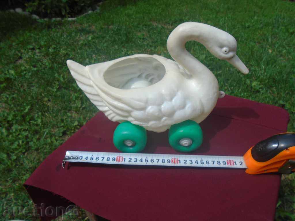 Auction  CHILDREN'S DUCK, SWAN - VERY EARLY SOC. SAMPLE