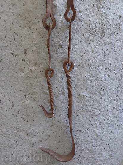 Παλιά αλυσίδα από σφυρήλατο σίδερο με γάντζο, αλυσίδα με γάντζο εστίας με τιμή 45.00 BGN | € 23.01