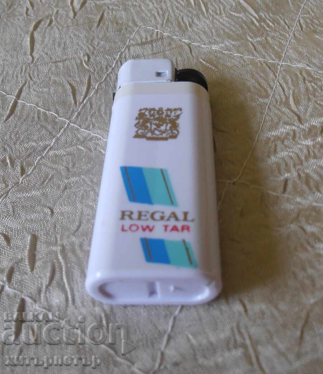 Bricheta REGAL Regal + cadou cu preț 1.30 BGN | € 0.66