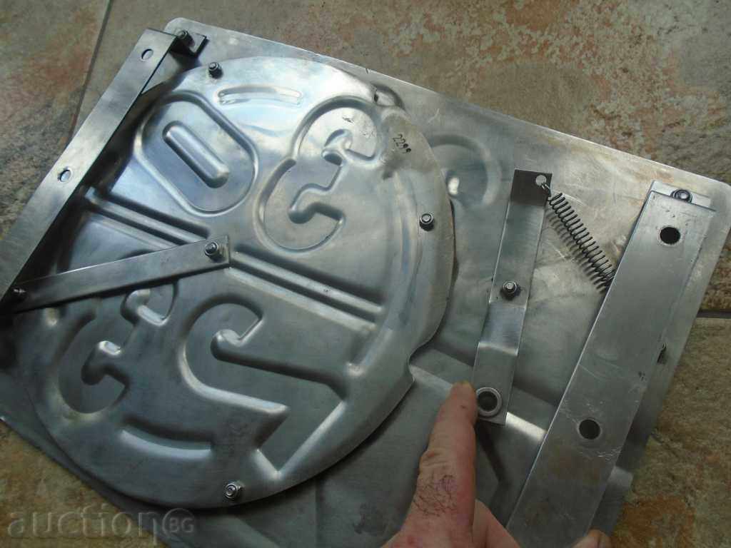 ADR TABLES, STAINLESS STEEL CEMENT LAMAR - 6 ADR TABLES, STAINLESS STEEL CEMENT LAMAR - 6