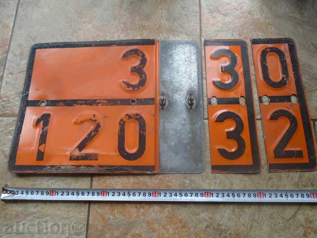 Auction ADR TABLES, GALVANIZED LAMARINA FOR CYSTER Auction ADR TABLES, GALVANIZED LAMARINA FOR CYSTER