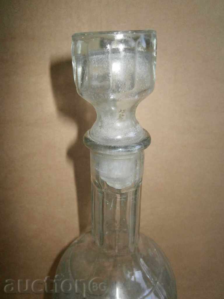 Auction an ancient decanter for water Auction an ancient decanter for water