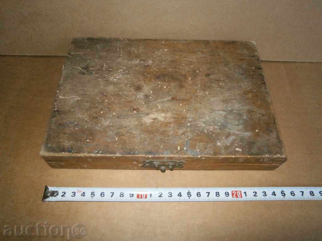 old wooden box with price 25.00 BGN | € 12.78 old wooden box with price 25.00 BGN | € 12.78