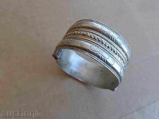 Renaissance silver bracelet, jewelry, ornament, costume with price 118.00 BGN | € 60.33 Renaissance silver bracelet, jewelry, ornament, costume with price 118.00 BGN | € 60.33