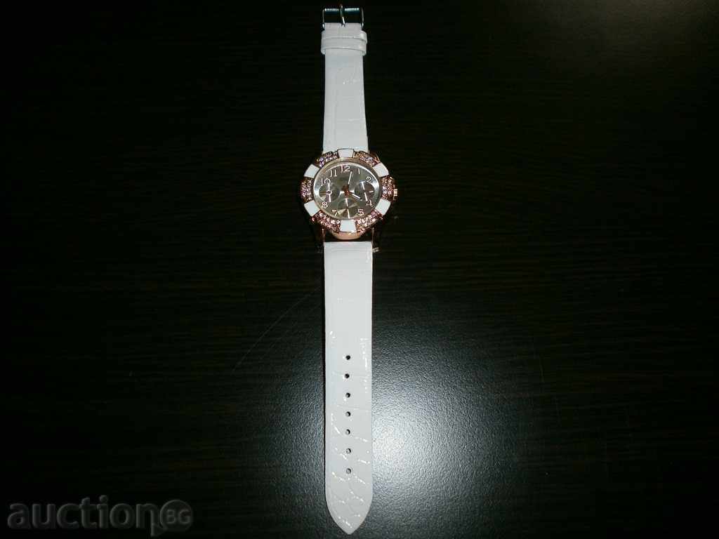 Elegant Ladies' Watch with price 11.00 BGN | € 5.62