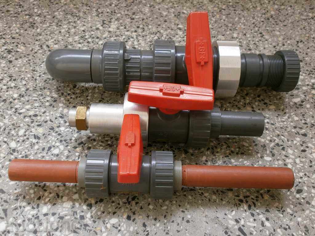 Auction Spherical PVC Cranes Auction Spherical PVC Cranes