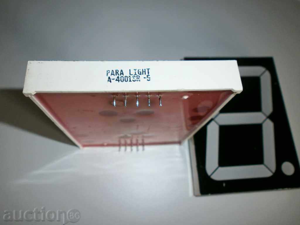 Δημοπρασία Δύο μεγάλα LED ψηφία