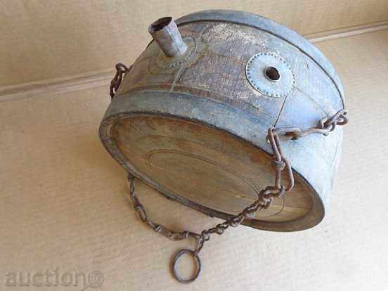 Old horse bucket, bucket, barrel, wooden, pavour with price 69.00 BGN | € 35.28 Old horse bucket, bucket, barrel, wooden, pavour with price 69.00 BGN | € 35.28