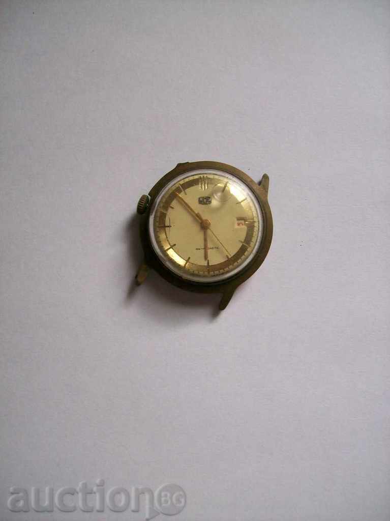 Мъжки ръчен часовник UMF - датник