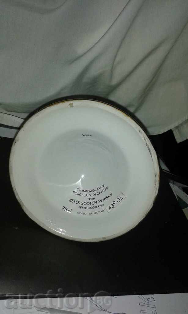 Auction Royal Wedding - Bottle of Bell's Whiskey Auction Royal Wedding - Bottle of Bell's Whiskey