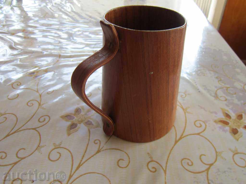 Auction An amazing wooden bowl of goblet cup application Auction An amazing wooden bowl of goblet cup application