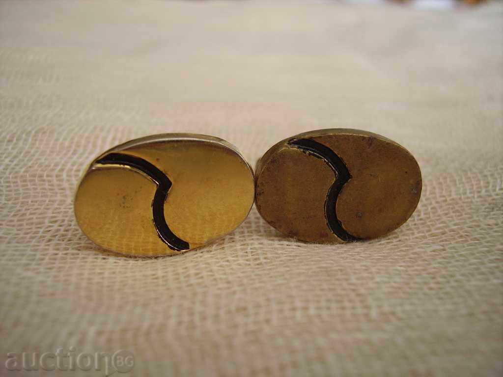 Butonul 7 cu preț 5.00 BGN | € 2.56