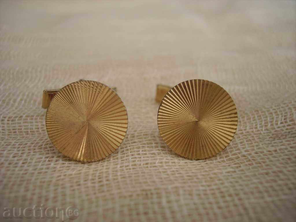 butonul 8 cu preț 5.00 BGN | € 2.56