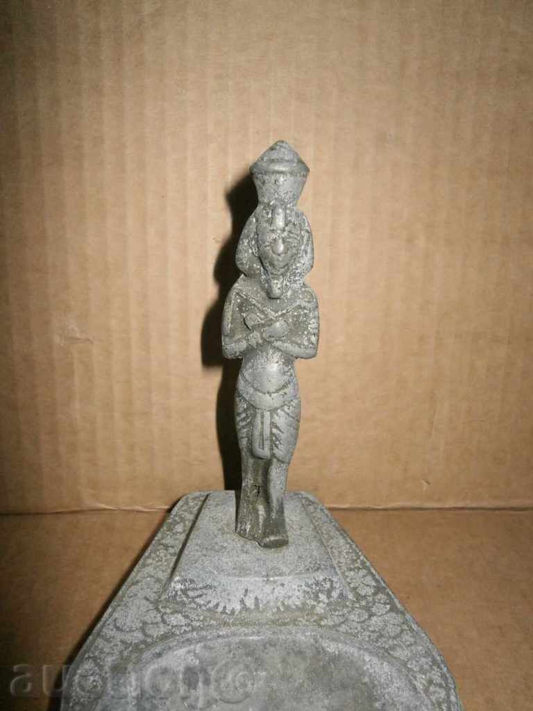 Auction  An old pharaoh inkbox