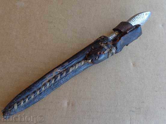 Delivery of An old knife with a handle and a goldfish handle, a knife, a dagger Delivery of An old knife with a handle and a goldfish handle, a knife, a dagger