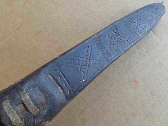 An old knife with a handle and a goldfish handle, a knife, a dagger - 6 An old knife with a handle and a goldfish handle, a knife, a dagger - 6