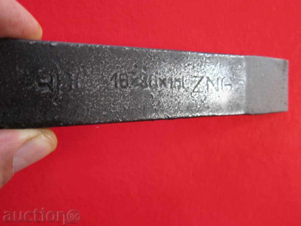 Markov cutter wedge chisel markings with price 10.00 BGN | € 5.11 Markov cutter wedge chisel markings with price 10.00 BGN | € 5.11