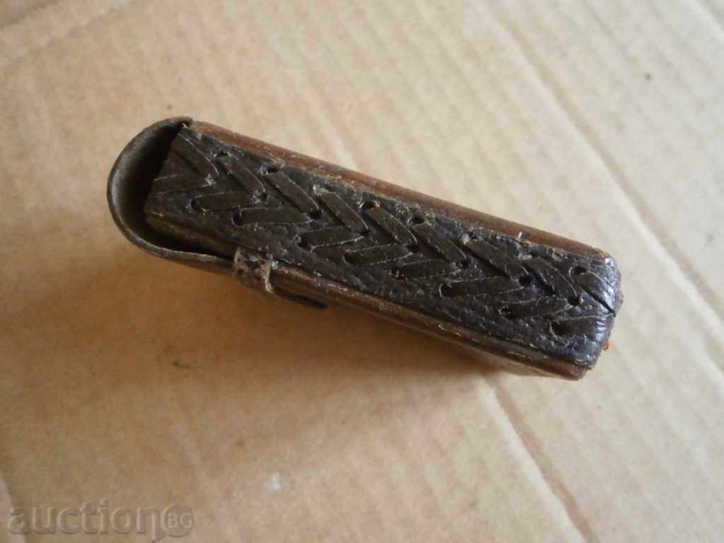 Auction leather case for cigarettes STUDARD BT ARDA Auction leather case for cigarettes STUDARD BT ARDA