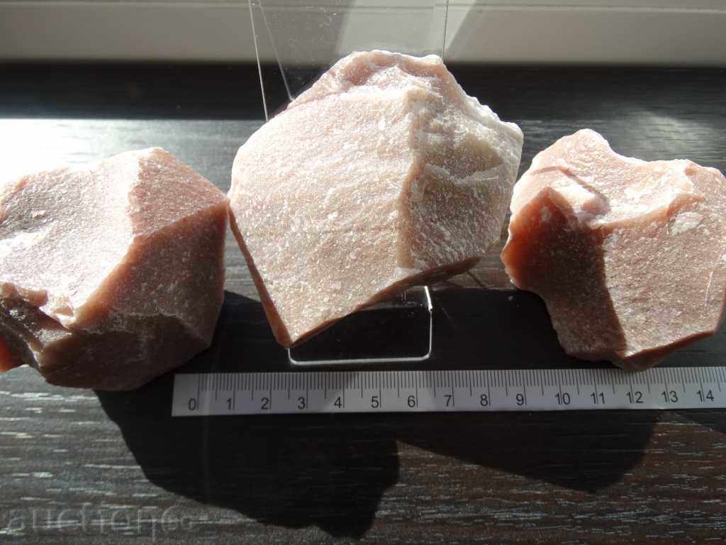 Auction aventurine natural 3 pieces lot Auction aventurine natural 3 pieces lot