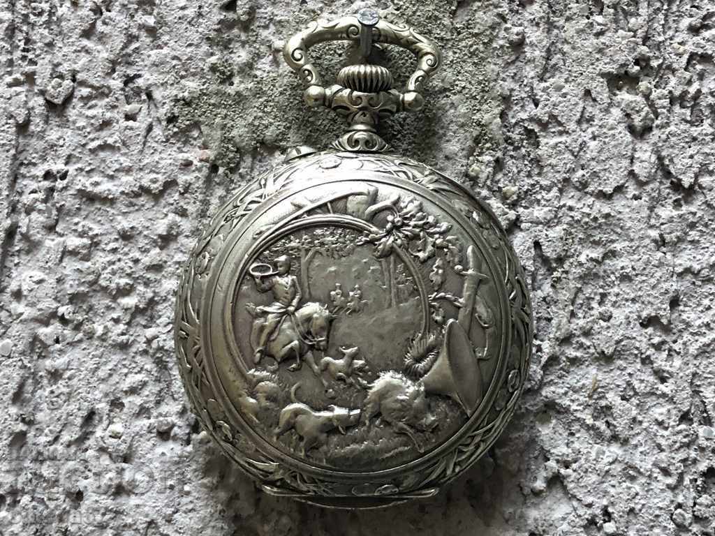 DOXA King cea mai mare dimensiune!