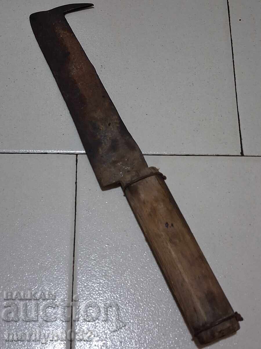 Hand forged saber, blade, knife, top with white bluish chin with price 39.00 BGN | € 19.94 Hand forged saber, blade, knife, top with white bluish chin with price 39.00 BGN | € 19.94