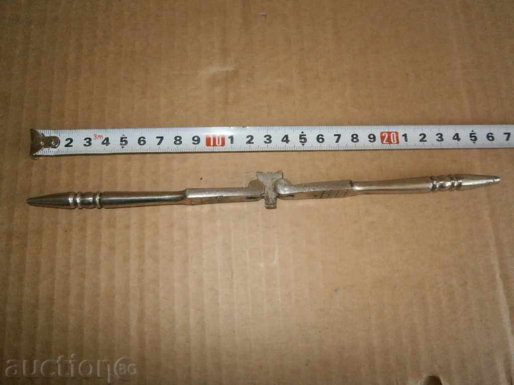 dispozitiv pentru spargerea migdale alune nuci - 7 dispozitiv pentru spargerea migdale alune nuci - 7