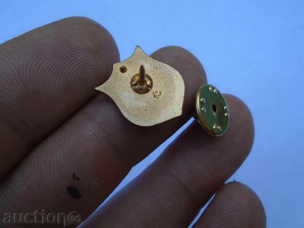 Delivery of OLIVE AMERICAN OLYMPIC STICK Delivery of OLIVE AMERICAN OLYMPIC STICK