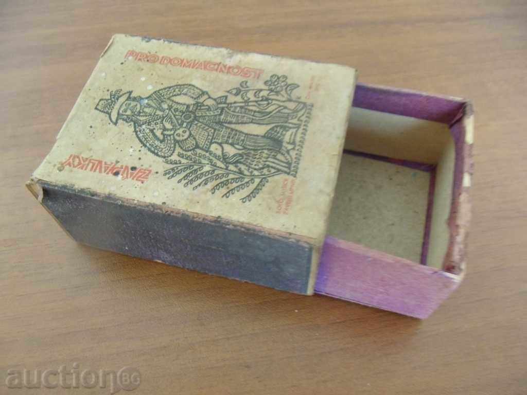 Delivery of 802 old box / matches dimensions 8 / 5,5 / 3,5 cm Delivery of 802 old box / matches dimensions 8 / 5,5 / 3,5 cm