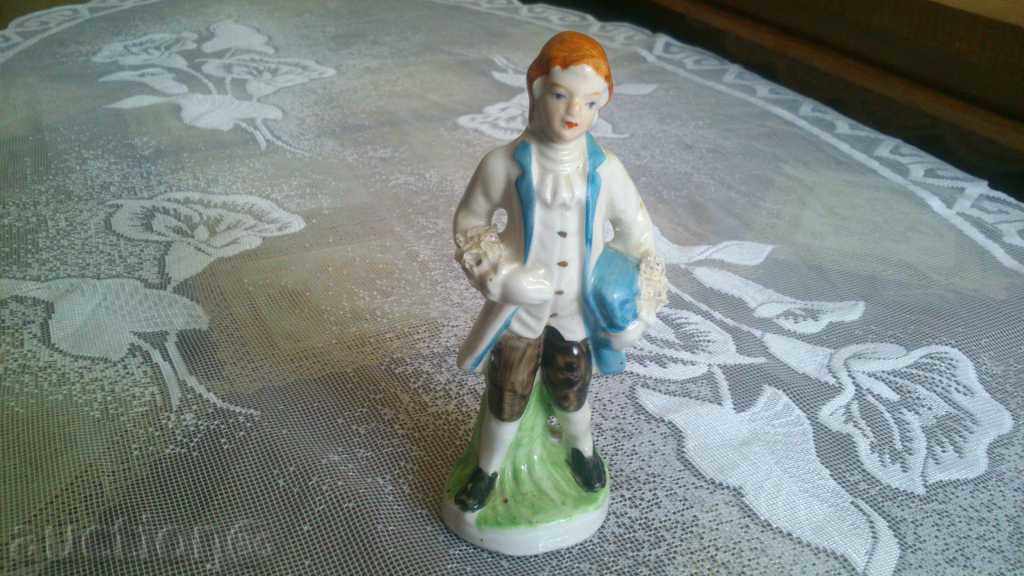 Porcelain figure with price 8.00 BGN | € 4.09