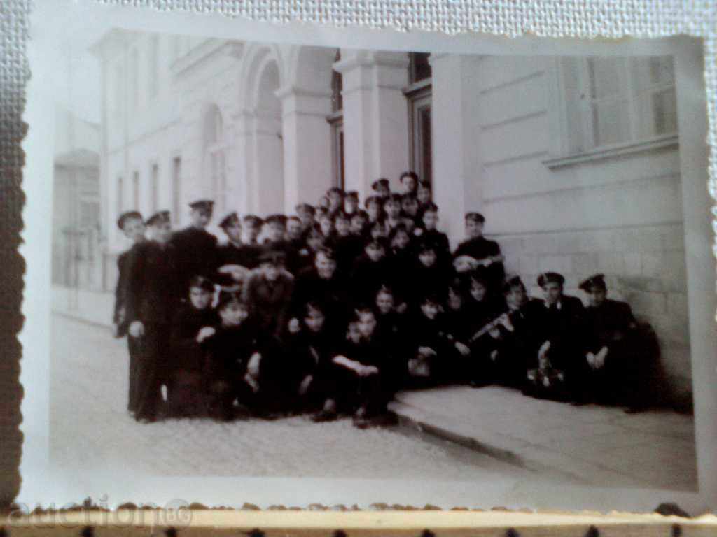 Снимка Габрово Априловската гимназия 1939 г.