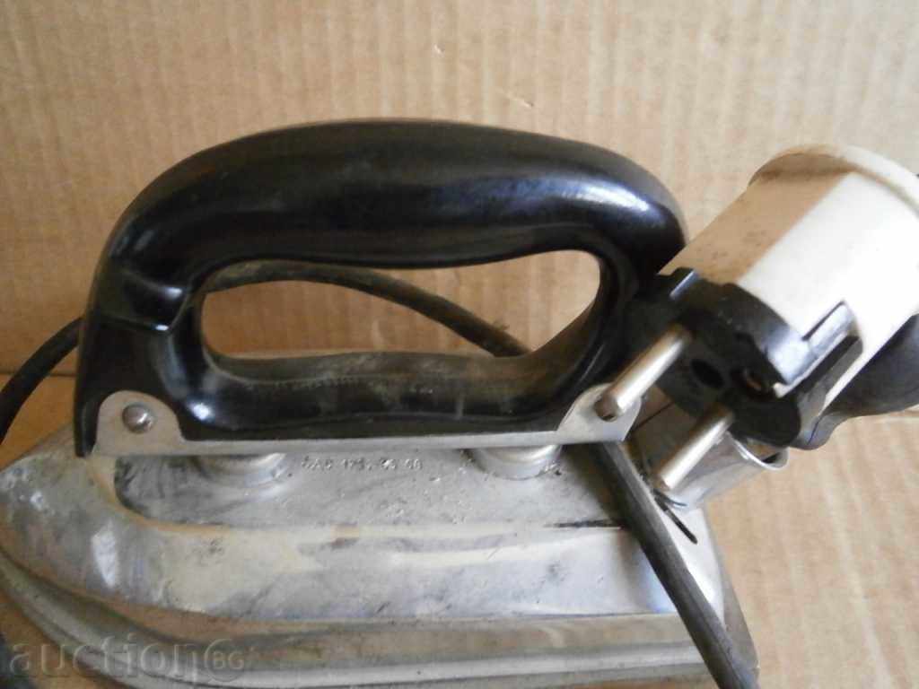 retro vintage electric iron with price 41.00 BGN | € 20.96