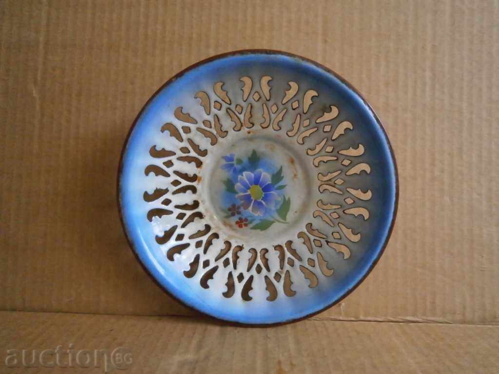 an old European enamel dish with price 15.00 BGN | € 7.67 an old European enamel dish with price 15.00 BGN | € 7.67