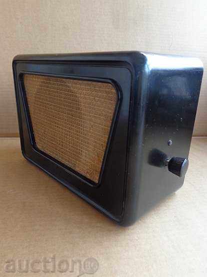 Old bakelite radio, radio, radio with price 49.00 BGN | € 25.05 Old bakelite radio, radio, radio with price 49.00 BGN | € 25.05