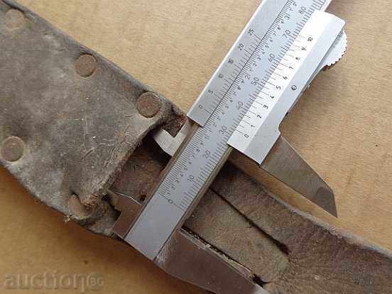 An old leather bayonet, a knife, a sheath - 5 An old leather bayonet, a knife, a sheath - 5