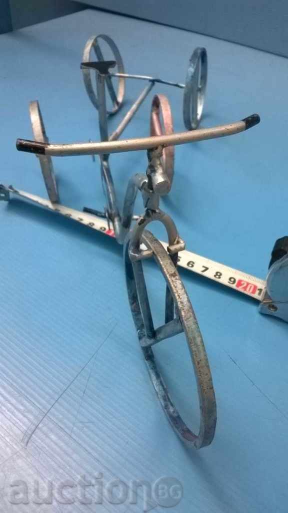 an interesting wheel, a tricycle with a trailer - 6 an interesting wheel, a tricycle with a trailer - 6