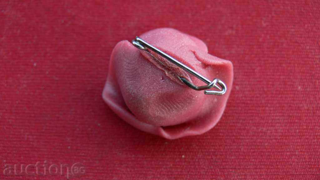 Όμορφη παλιά καρφίτσα με τιμή 5.00 BGN | € 2.56 Όμορφη παλιά καρφίτσα με τιμή 5.00 BGN | € 2.56