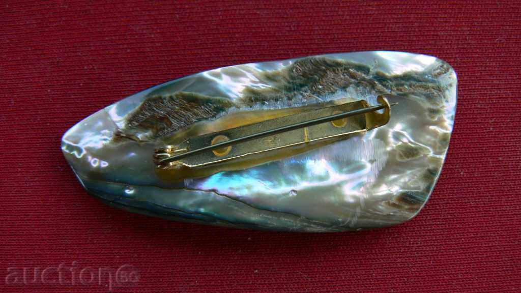 Όμορφη παλιά καρφίτσα με τιμή 30.00 BGN | € 15.34 Όμορφη παλιά καρφίτσα με τιμή 30.00 BGN | € 15.34