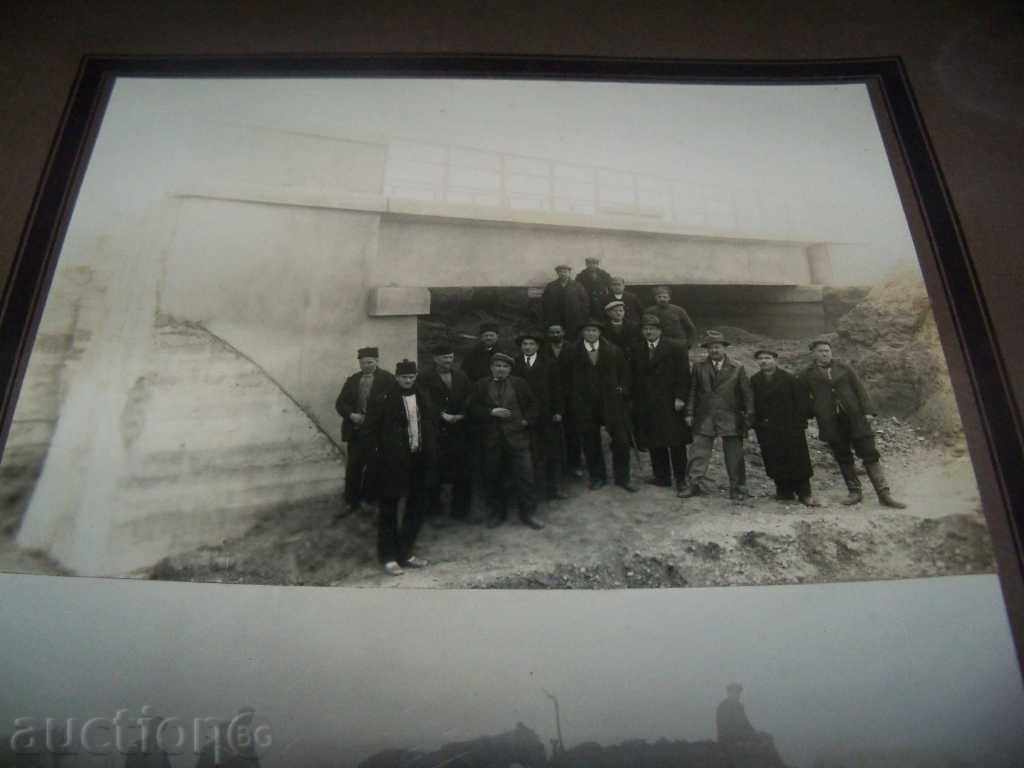Auction Old photography in front of the old and the new bridge Auction Old photography in front of the old and the new bridge