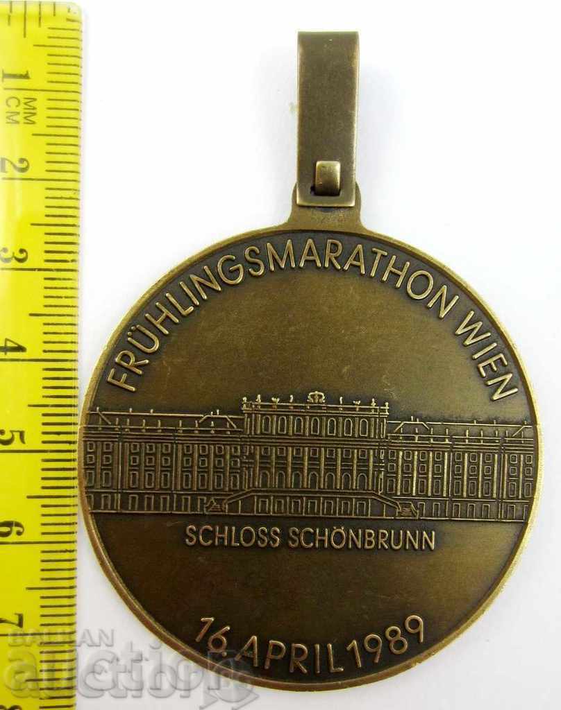 VIENNA MARATHON PRIZE MEDAL-1989-ORIGINAL - 7 VIENNA MARATHON PRIZE MEDAL-1989-ORIGINAL - 7