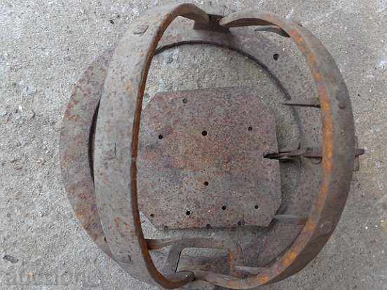 Old hand forged strand trap, wrought iron primitive - 5 Old hand forged strand trap, wrought iron primitive - 5