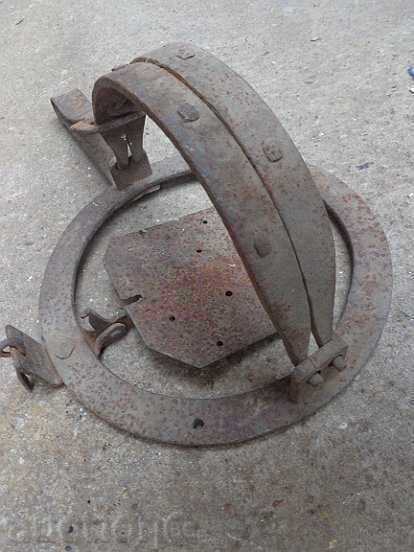 Old hand forged strand trap, wrought iron primitive - 7 Old hand forged strand trap, wrought iron primitive - 7