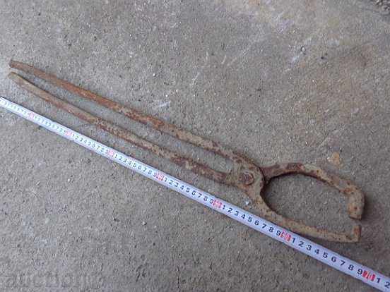 Auction  Old forging pliers, wrought iron, tool