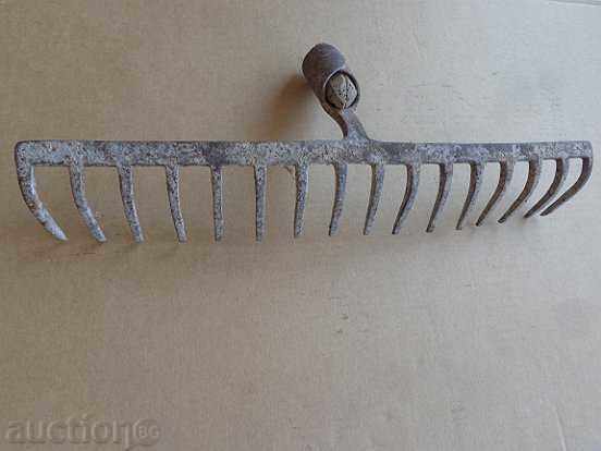 Hand forged hammer, wrought iron, tool with price 39.00 BGN | € 19.94 Hand forged hammer, wrought iron, tool with price 39.00 BGN | € 19.94